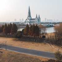 This park Catholic Church is breathtaking ⛪️⛪