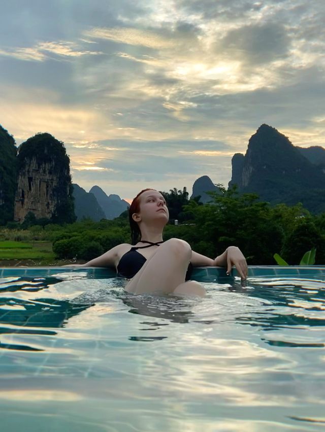 Infinity pool in Yangshuo, Guilin ⛰