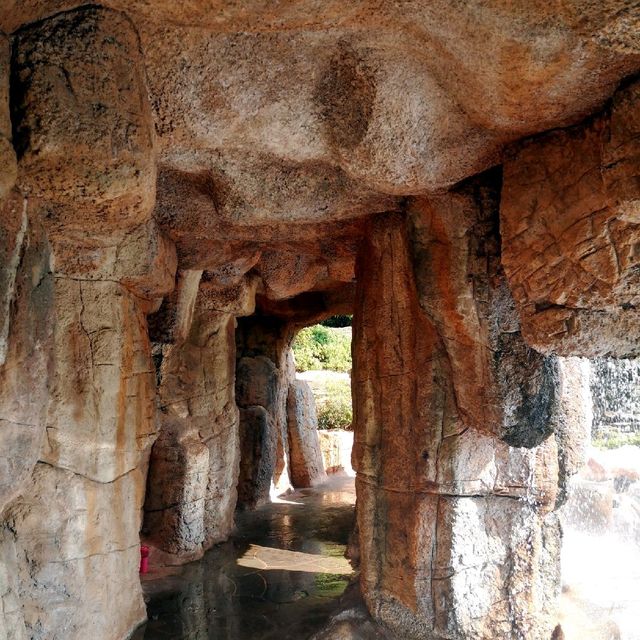 Authentic natural hot spring experience