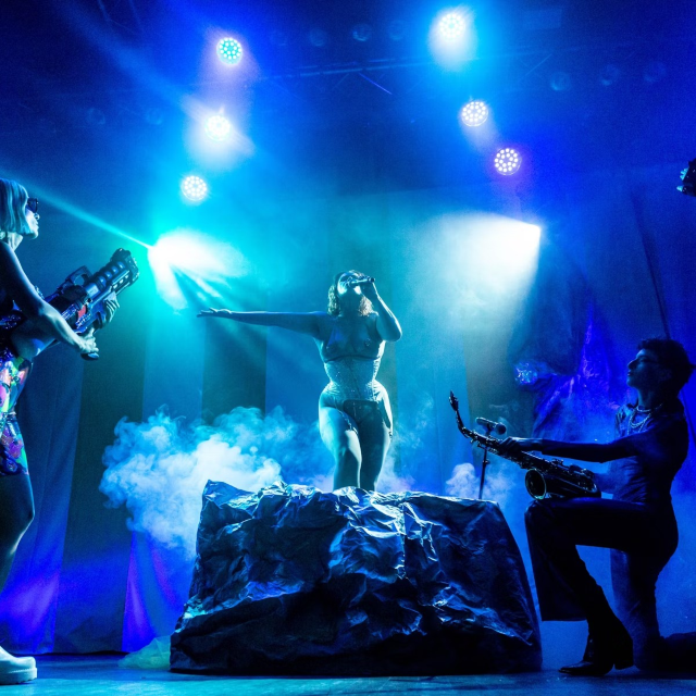 瘋馬夜總會《瘋馬秀》演出 | 12 Av. George V