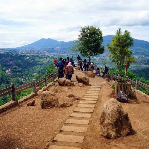 Tebing Keraton, Bandung
