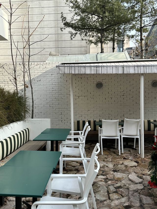 아직 크리스마스 느낌 가득한 포스터리베이커🧁