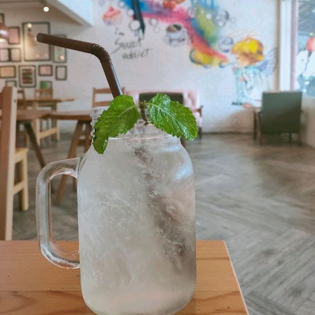 Sweet Addict

ร้านของหวานย่านถนนจันทร์