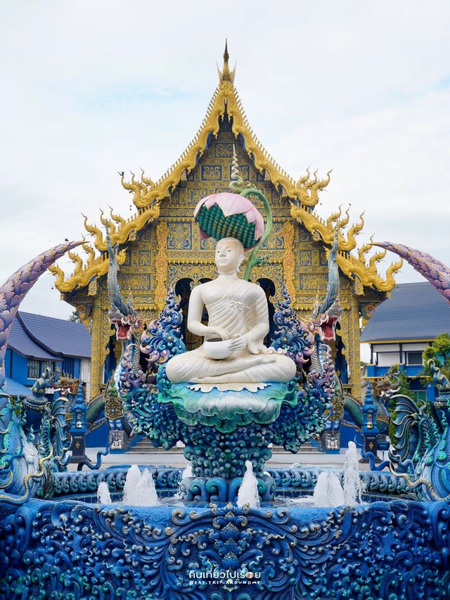 Blue Temple จะถ่ายรูปมุมไหนก็สวยงาม✨