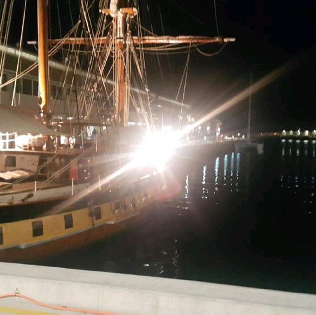 近距離看海👀🌊塔斯曼尼亞的荷伯特海港