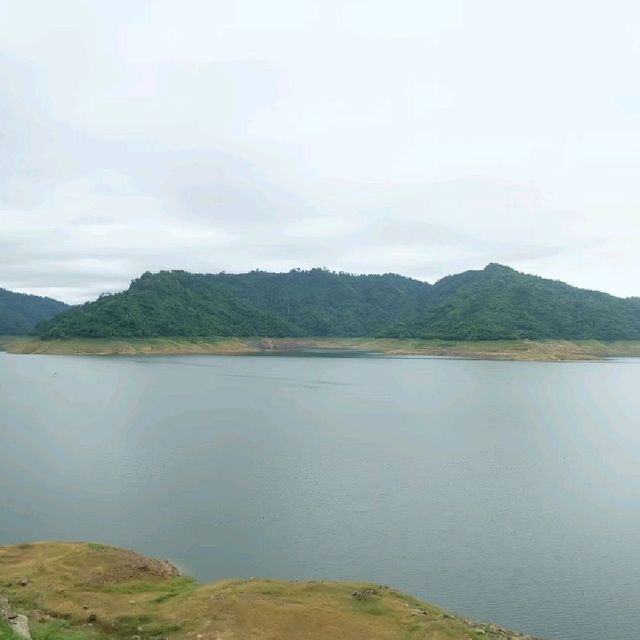 เขื่อนขุนด่านปราการชล