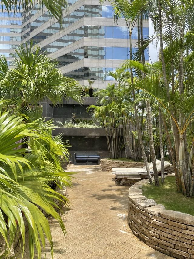 香港 | 彷如置身熱帶度假酒店 最吸精泳池staycation🌴 