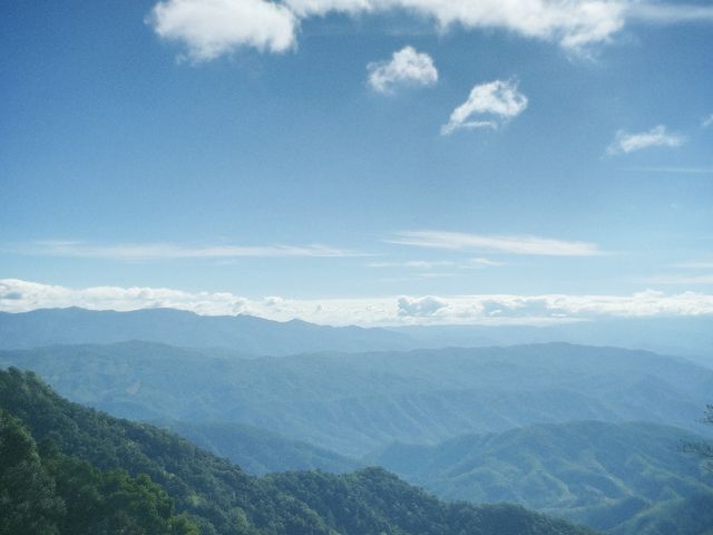 แวะพักเก็บบรรยากาศ จุดสูงสุด1715 ดอยภูคา
