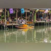 ตลาดน้ำอัมพวา ตลาดน้ำริมคลอง