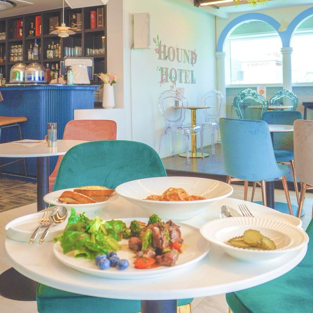 부산항을 내려다 볼 수 있는 루프탑 풀 카페🍹