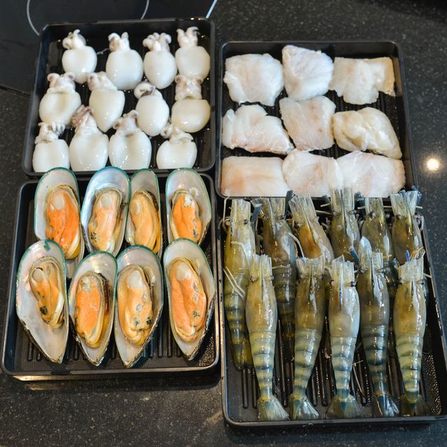 บุฟเฟ่ต์ชาบูซูชิพรีเมียมกินได้ไม่อั้น2ชั่วโมง