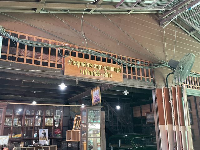 ตลาด100ปีสามชุกที่ยังมีลมหายใจ