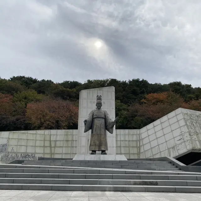 Suwon Fortress in Autumn