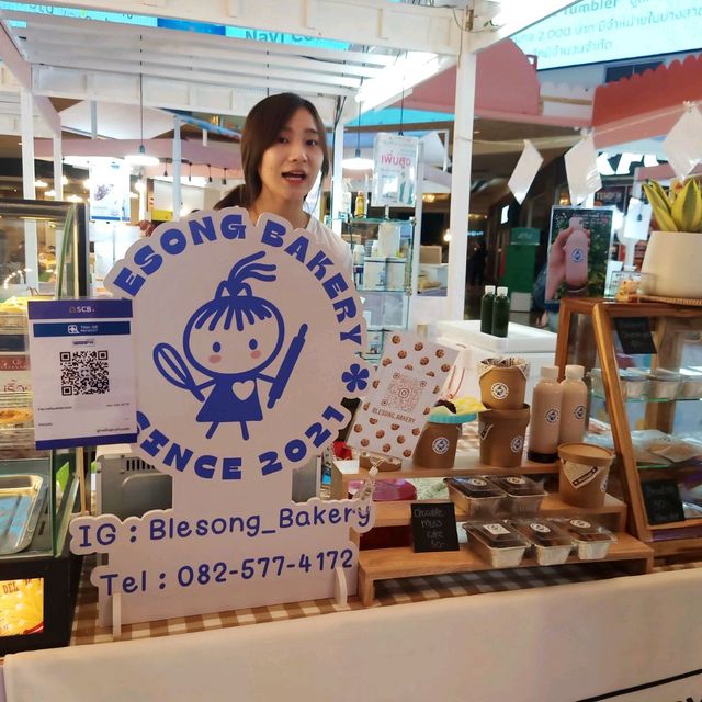 Blooming Market ตลาดกลางห้างเมเจอร์