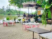 สวยอาหารริมน้ำ ร้านอาหารเก่าแก่คู่เมืองนราธิวาส