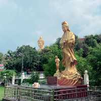 The Largest Buddha Statue in Bangkok 🙏🏻