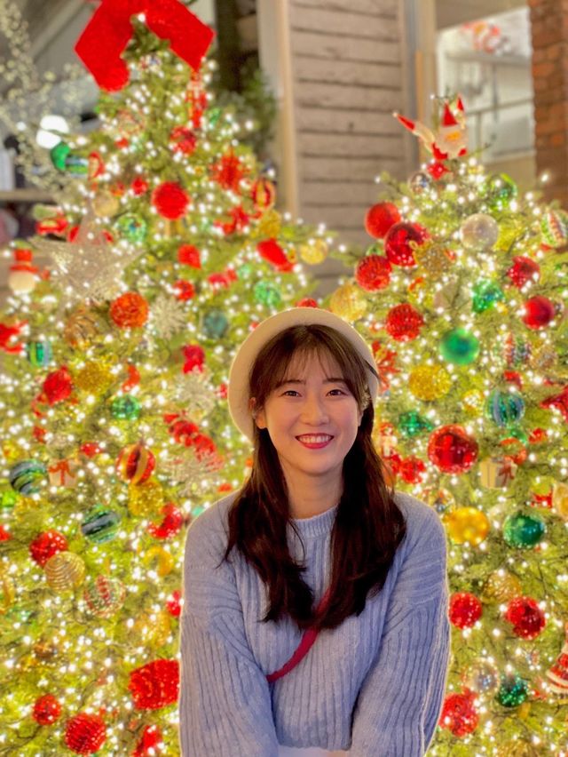 현 시각 압구정에서 가장 핫한 브런치 레스토랑