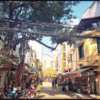 Dong Xuan Market - Hanoi 