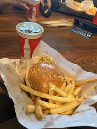 Lunch in Universal Studios 🤤 