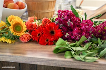 Summer Sip and Bloom Workshop | Pittsburgh Event Studio