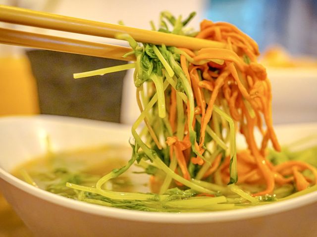小憩片刻食碗麵，足料無味精好掂
