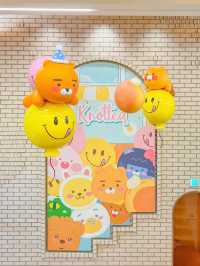 카카오프렌즈 강남점 춘식이 보러 오세요!