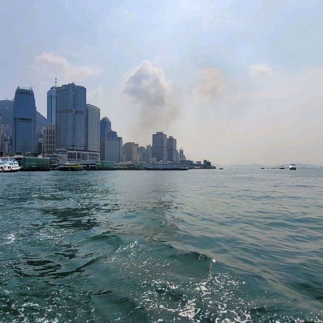 香港最珍貴的風水寶物 ～ 坐渡輪遊  [維港]