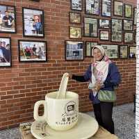 Coffee hunting with Mama