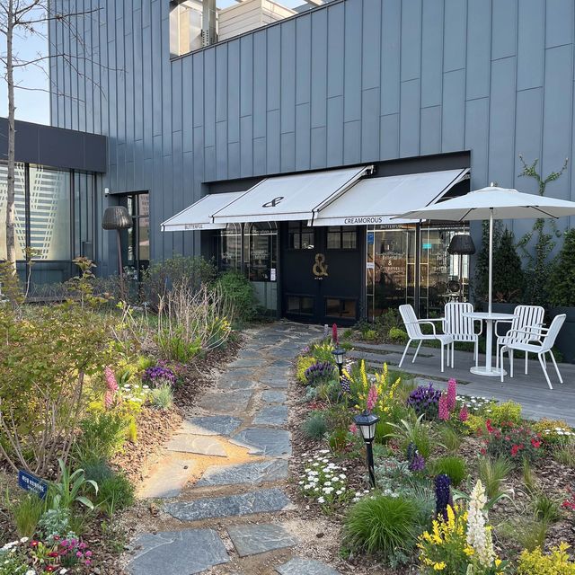 쇼핑몰 옥상에 온실 카페가?! 정원 꽃밭까지!🌷🌹🌻