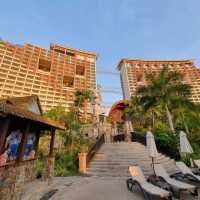 โรงแรมในธีม lost world