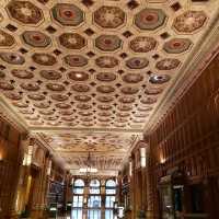 Millennium Biltmore Los Angeles. 