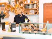 รีวิวคาเฟ่ : Momiji Specialty Coffee (บางแสน)