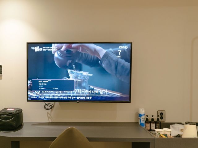 늦은 여행으로 도착했을 때 쉬기 좋은 브라운도트 덕진