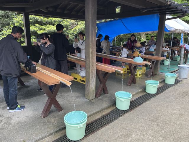 マイナスイオンたっぷり『白糸の滝』