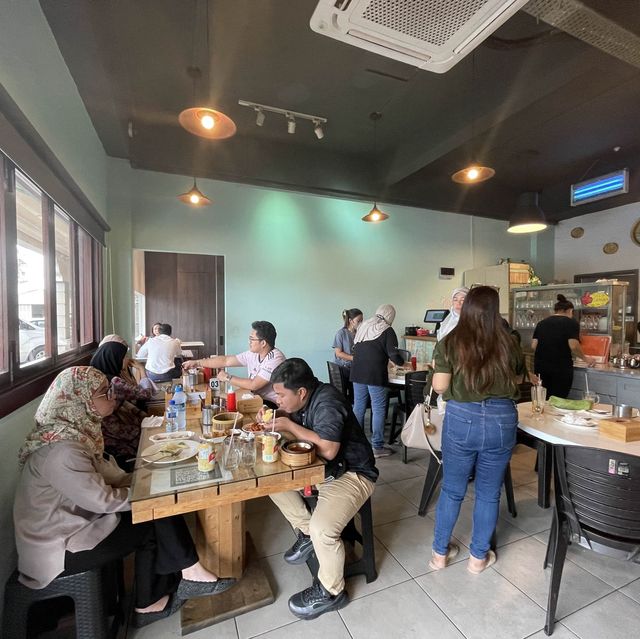 Food House Eatery 