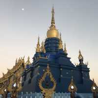วัดร่องเสือเต้น .. วิหารสีน้ำเงิน 💙