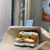 發現沖繩飯團