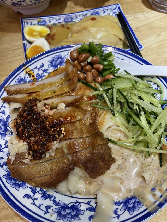 刀削麵 - 無法抗拒的冷熱伴煙靭刀削麵😋