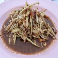 หมี่ยำรสเด็ด ต้องมาลองค่ะ ป้าเปลี่ยนหมี่ยำ