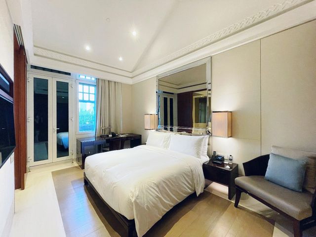 Luxury staycation