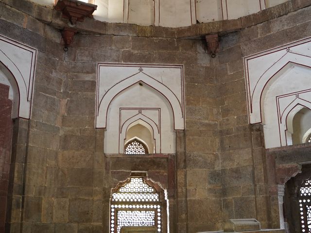 ISA khan Tomb In Delhi 