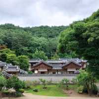 Dosan Seowon Confucian Academy, Andong