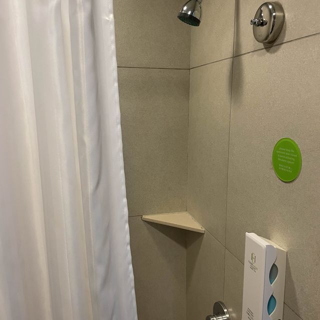 油麻地三升級海景酒店