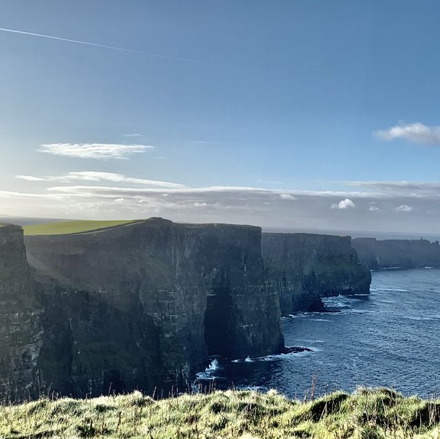 AWE-INSPIRING Cliffs in Ireland 💚🇮🇪