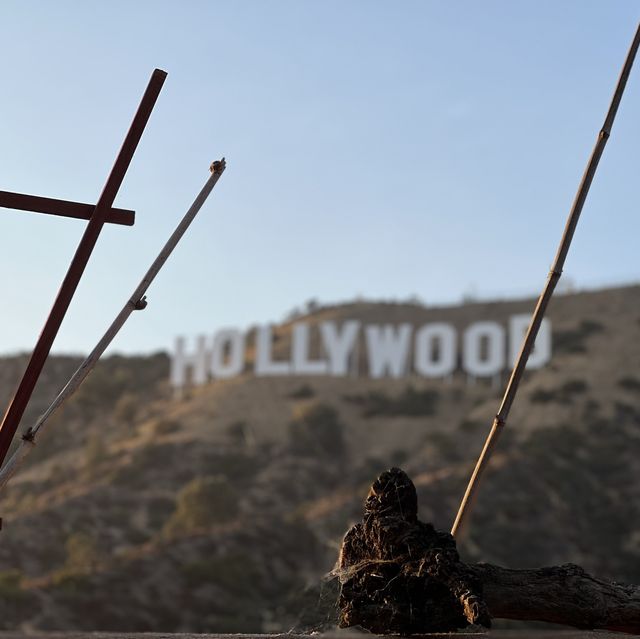 Breathtaking views under the Hollywood sign