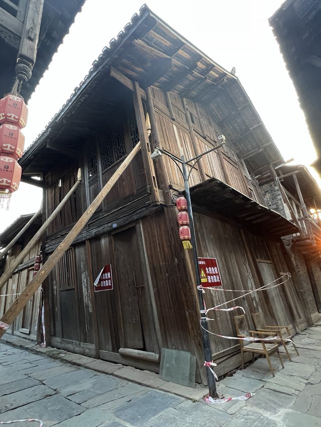 環中國騎遊（第二十九天-漫步黔陽古城）