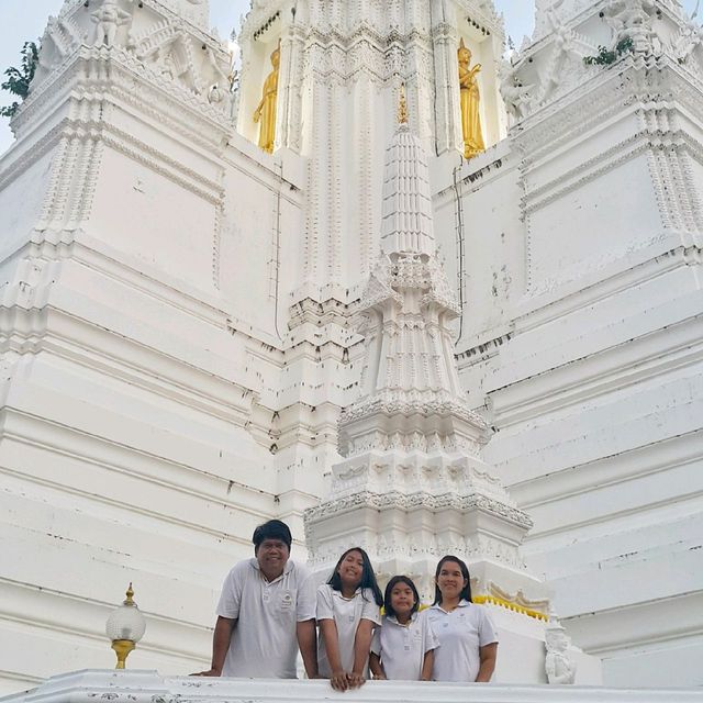 "วัดมหาธาตุวรวิหาร" เพชรบุรี​