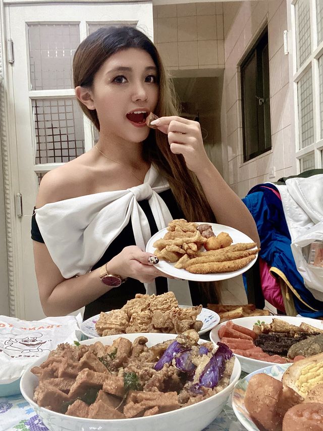 🏘巷口內的小吃🎉～台中西區『熊掌香酥雞』🐔