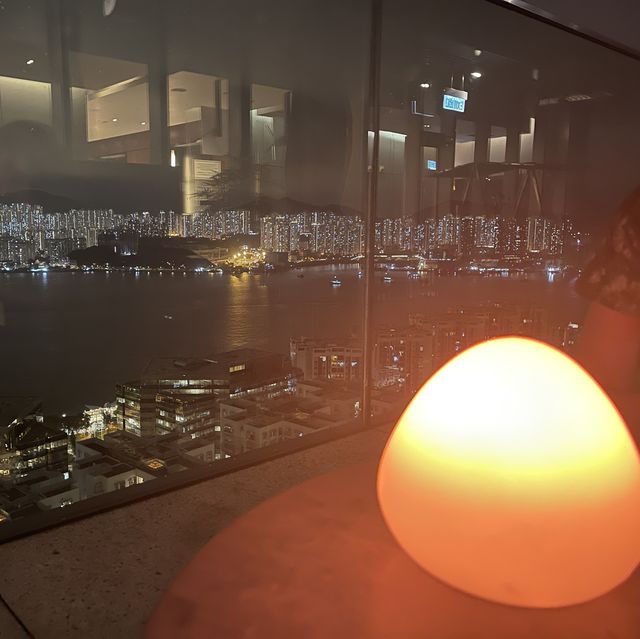 Sugar回歸了 望到晒成個海景嘅酒吧開返了 Sugar回歸了 望到晒成個海景嘅酒吧開返了