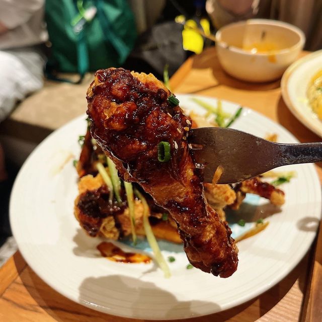 🇰🇷 動感蛋包飯加黑炸醬炸雞創意十足韓食